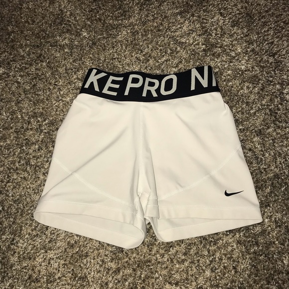 Nike Pants - Nike pros